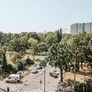 https://central-design-apartment-next-to-belvedere-castle.vienna-besthotels.com